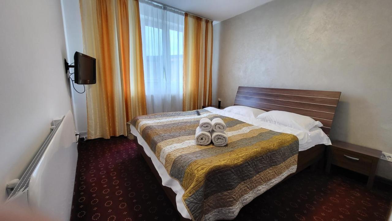 Boutique Global Lejlighedshotel Braşov Eksteriør billede